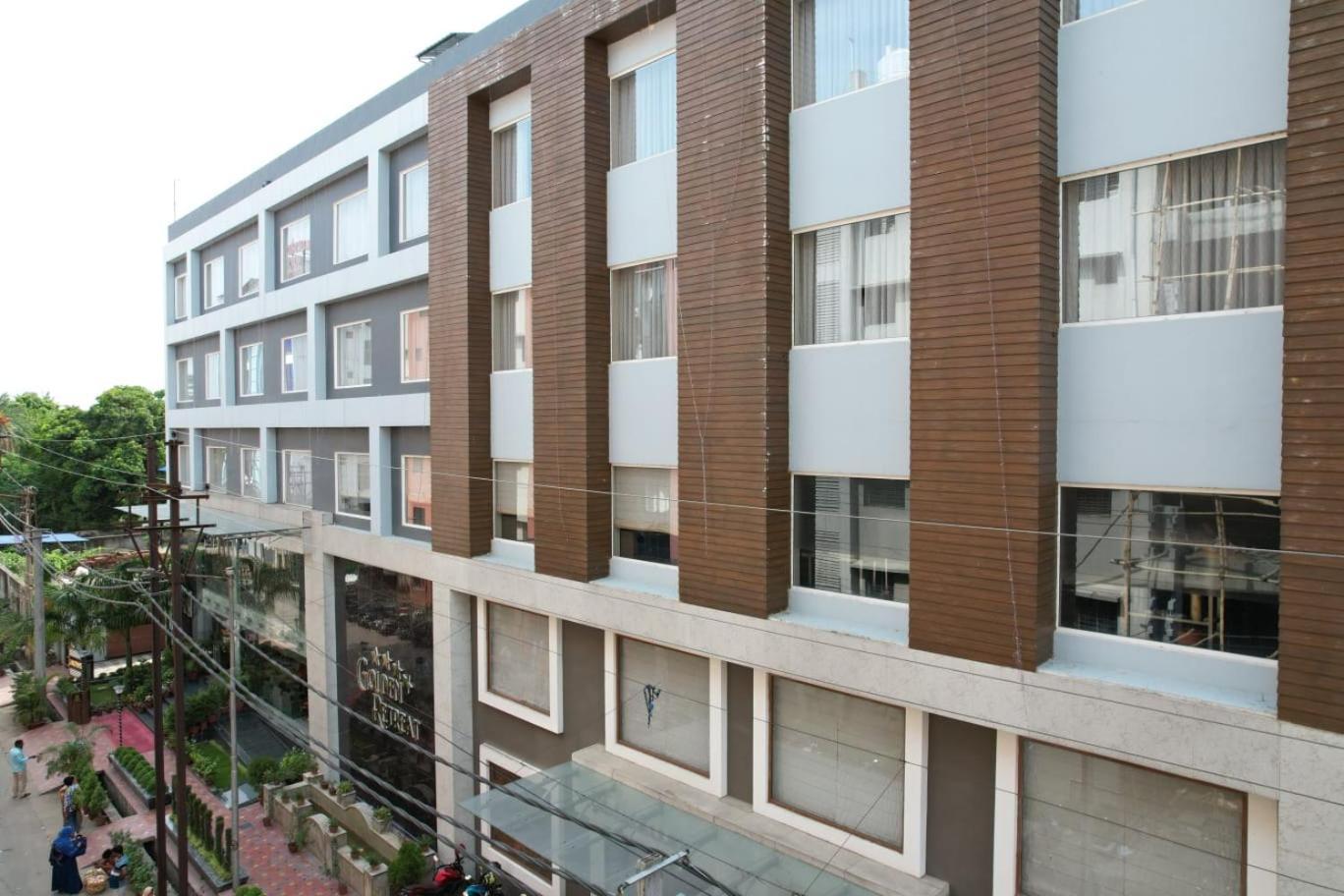 Golden Retreat Otel Baharampur Dış mekan fotoğraf